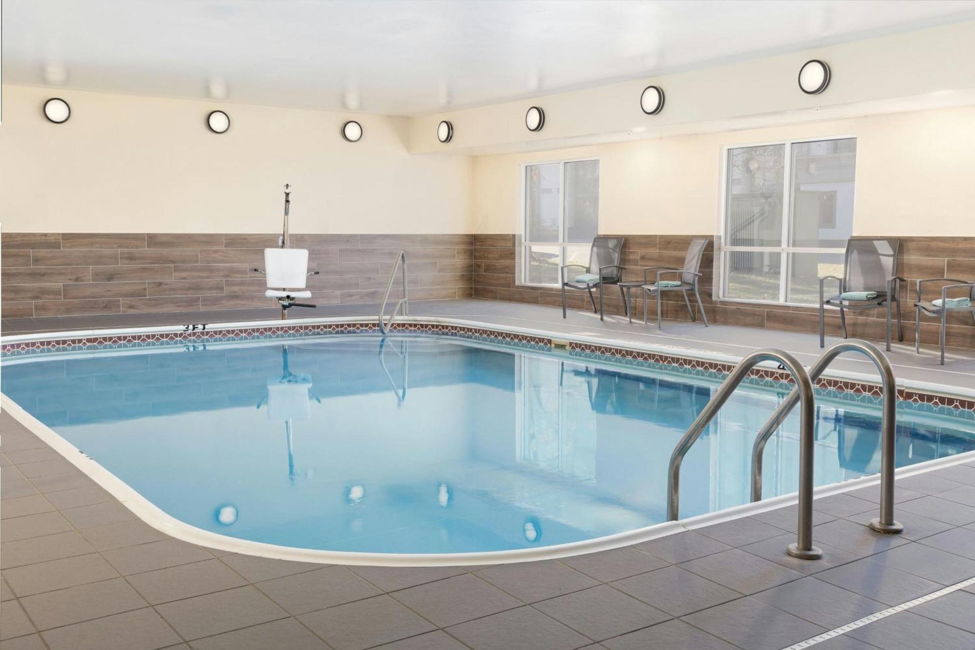 Fairfield Inn And Suites By Marriott Cincinnati Eastgate Extérieur photo